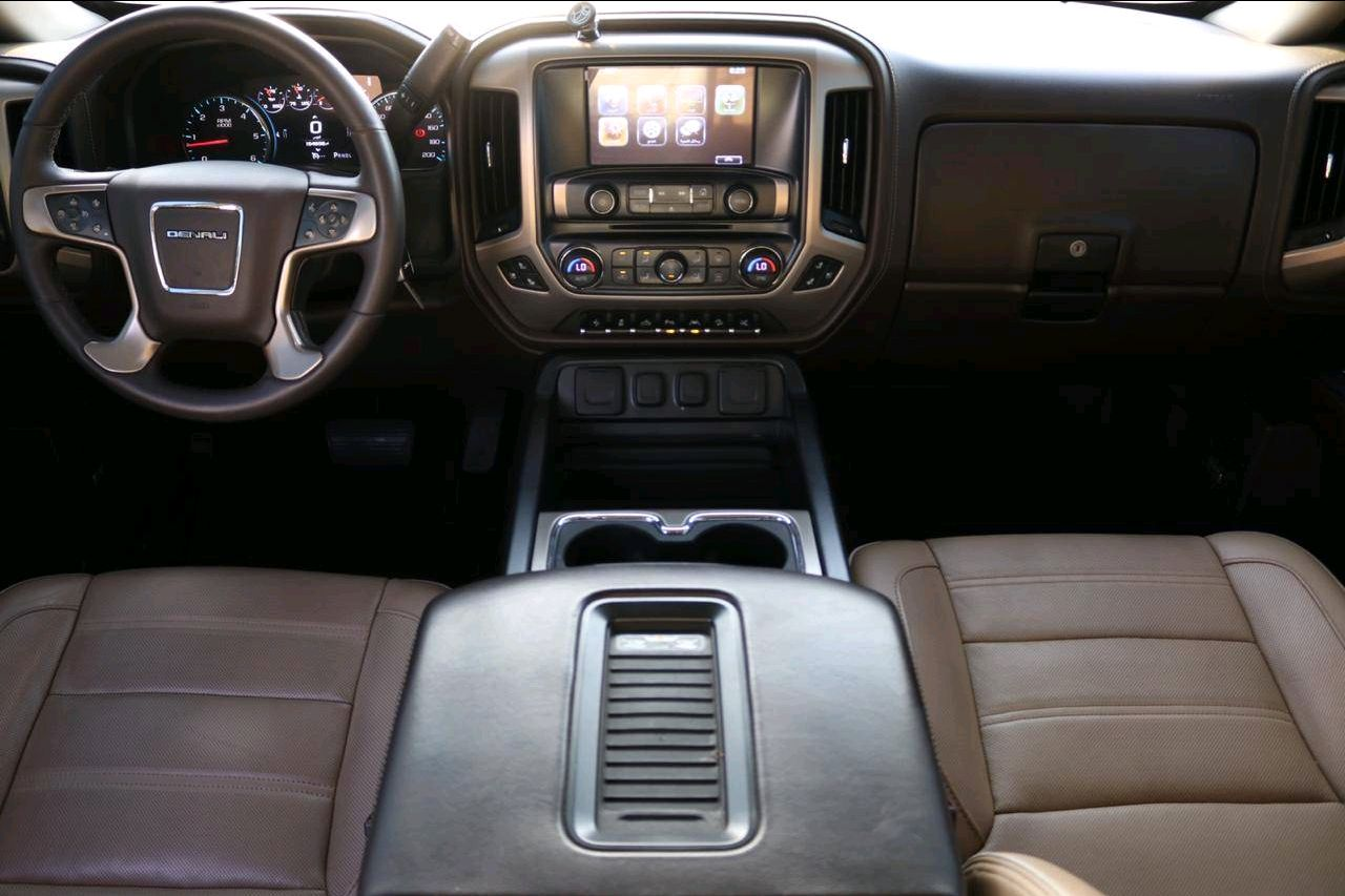GMC Denali - Image 7