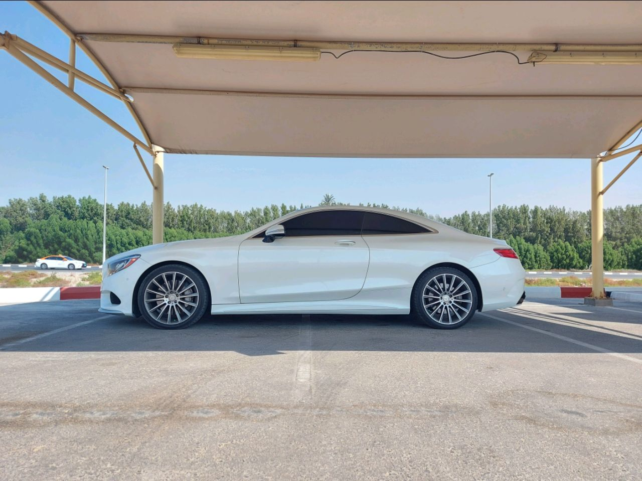 Mercedes Benz S-Class - Image 5