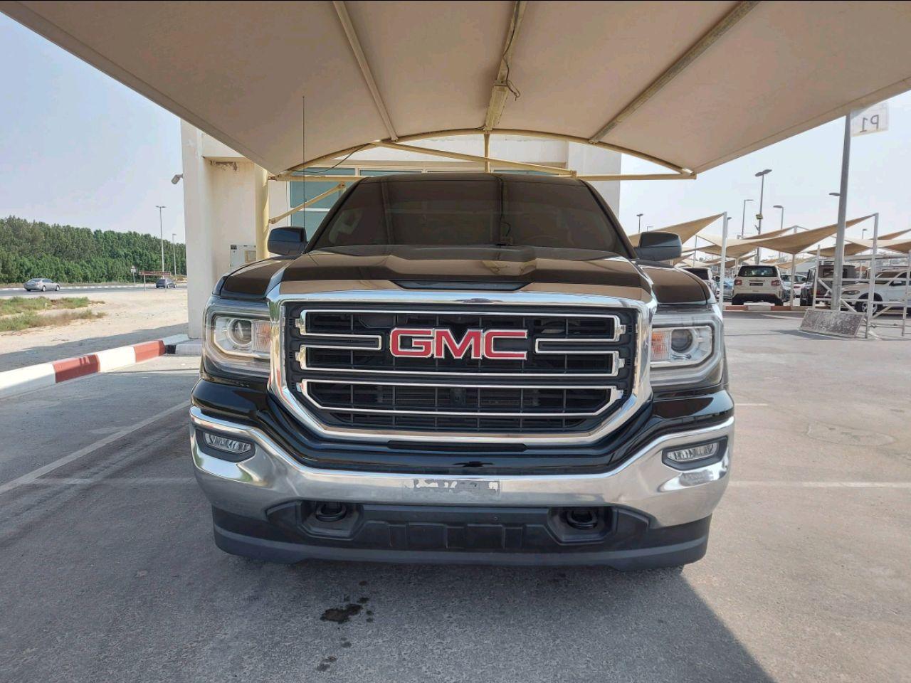GMC Sierra - Image 4