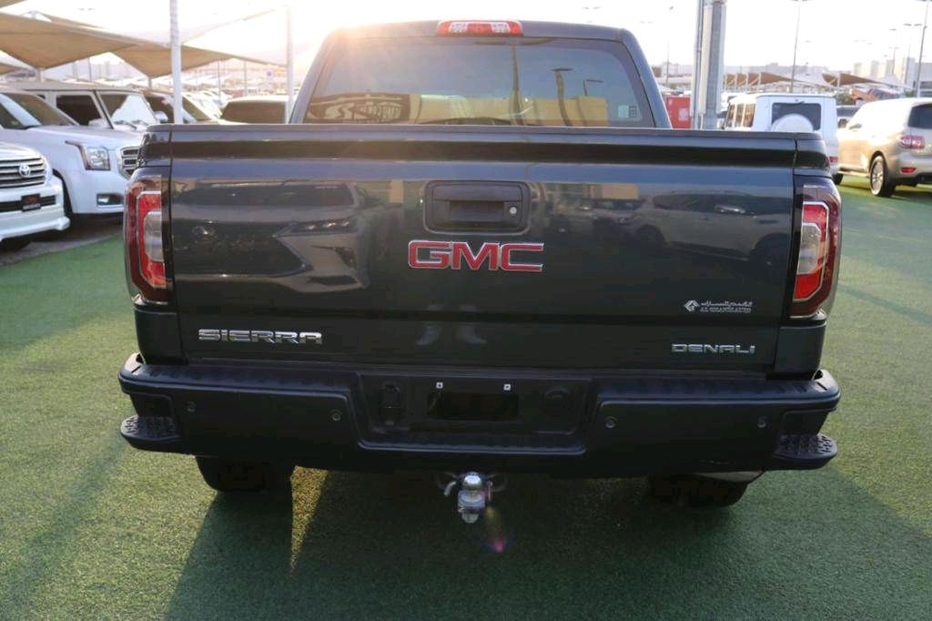 GMC Denali - Image 4