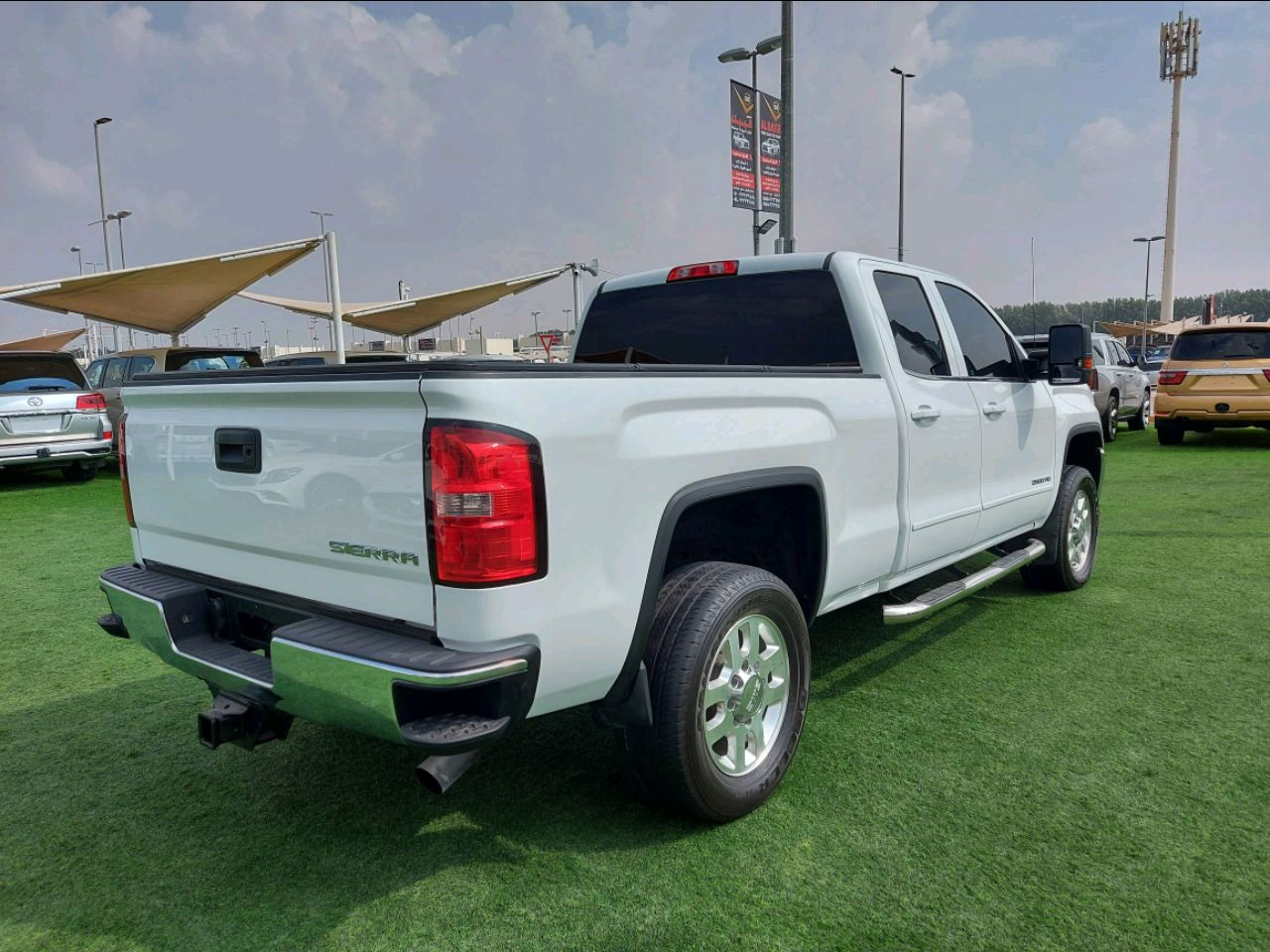 GMC Sierra - Image 3