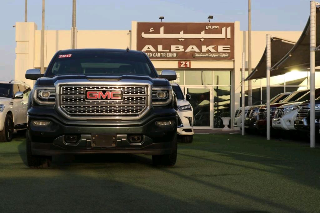 GMC Denali - Image 3