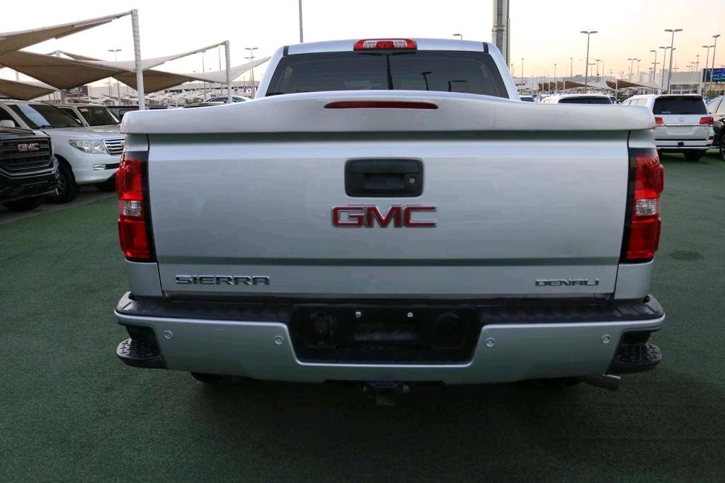 GMC Sierra - Image 3