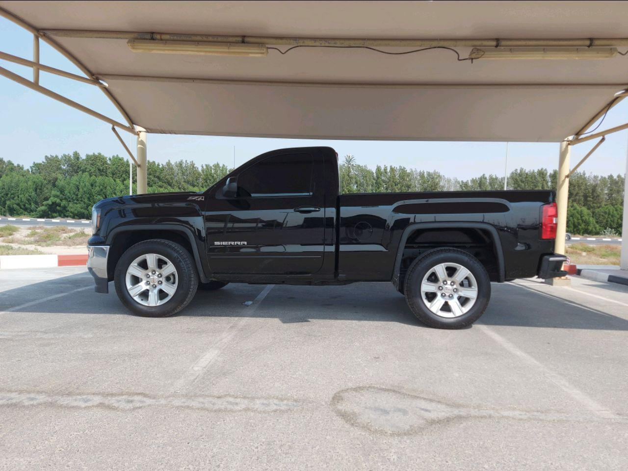GMC Sierra - Image 5