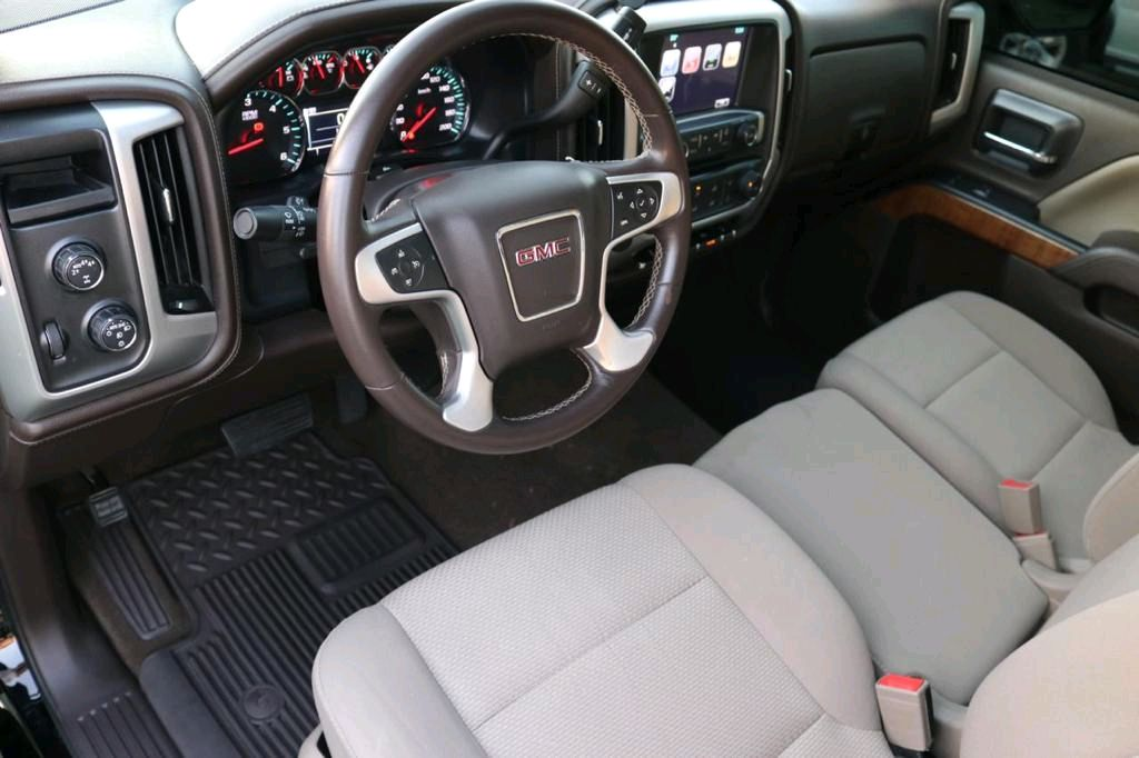 GMC Sierra - Image 7