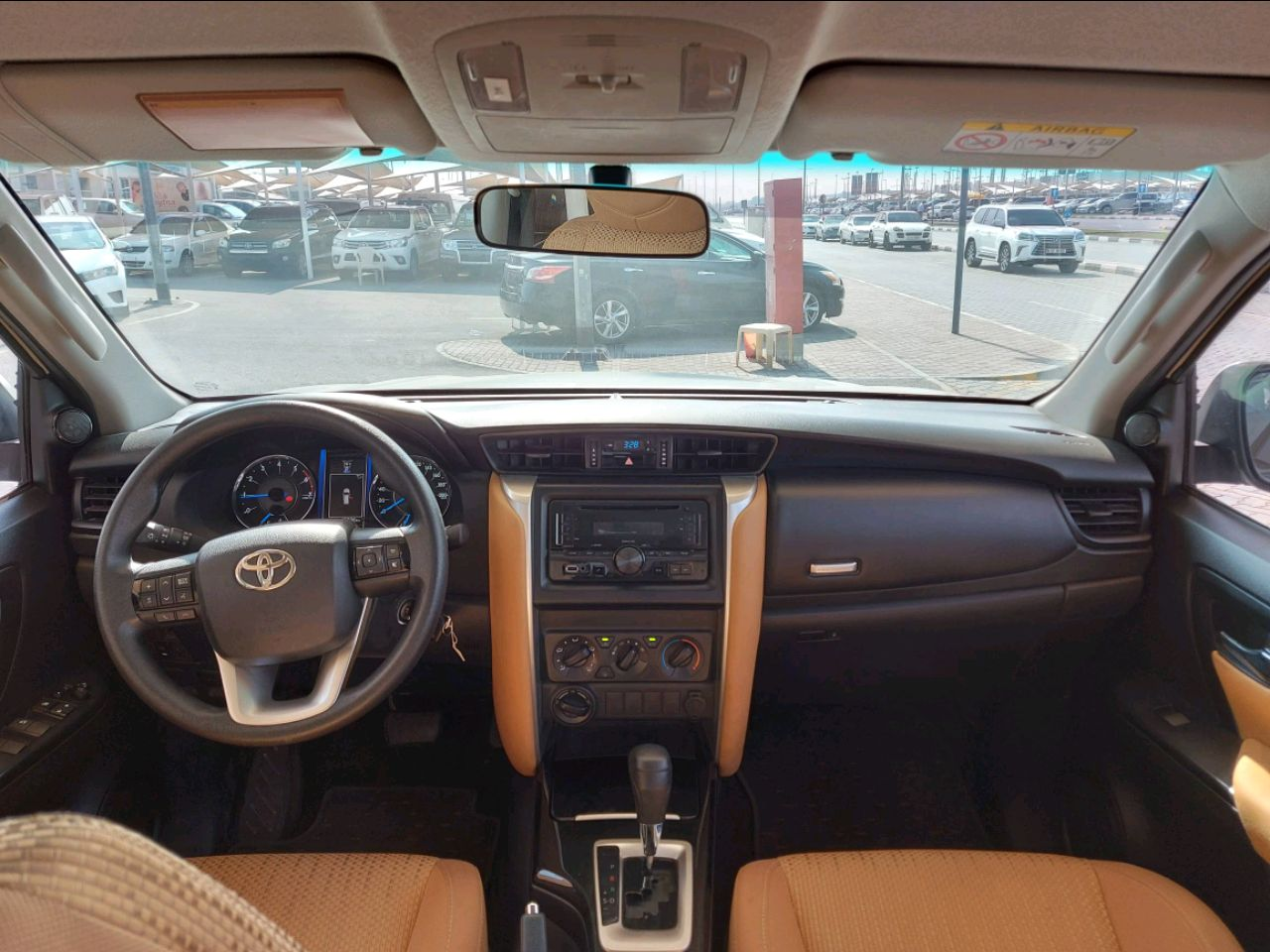 Toyota Fortuner - Image 6