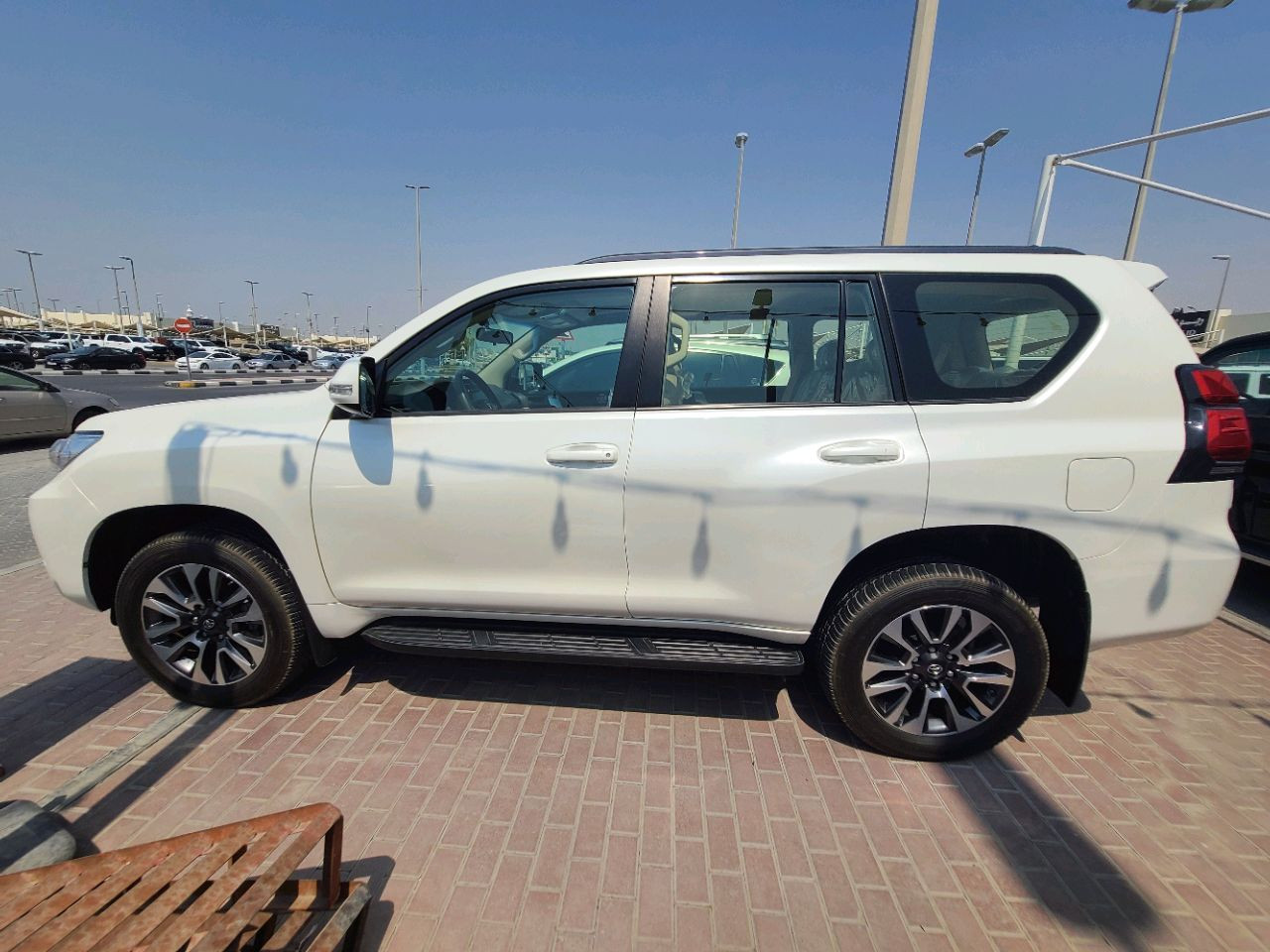 Toyota Prado - Image 8