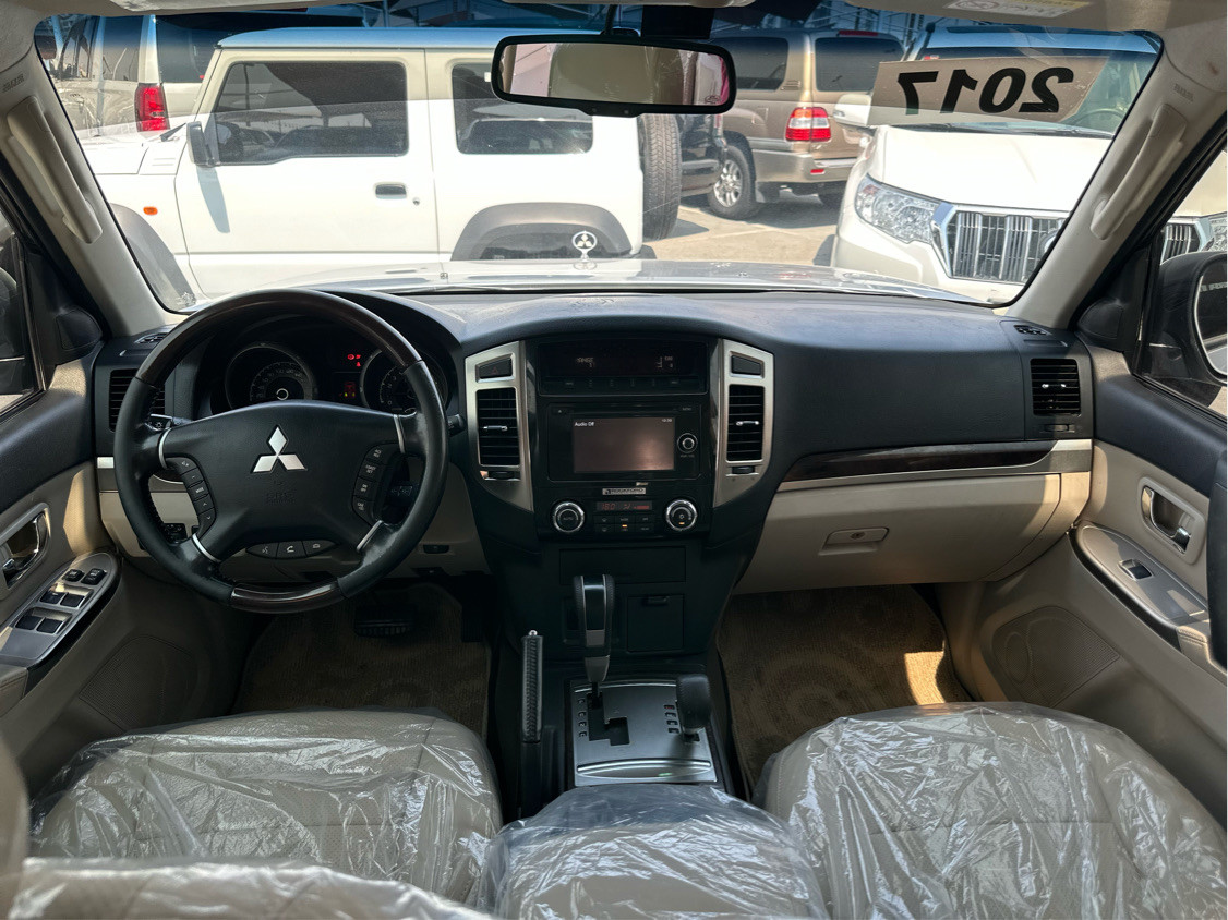 Mitsubishi Pajero - Image 3
