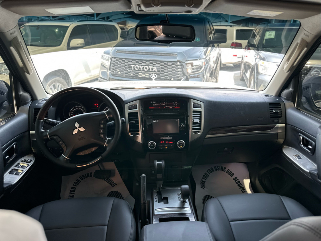 Mitsubishi Pajero - Image 4