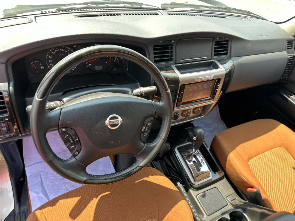 Nissan Super safari - Image 6