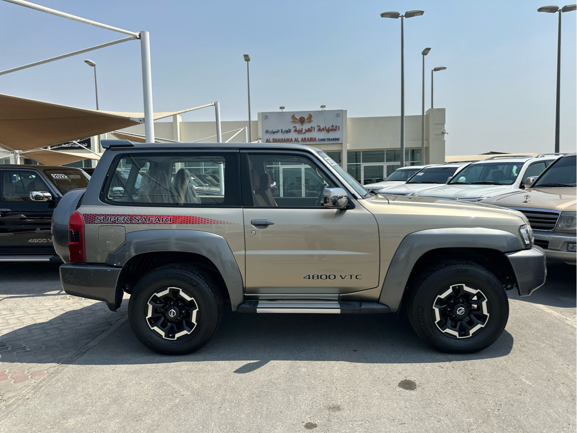 Nissan Super safari - Image 3