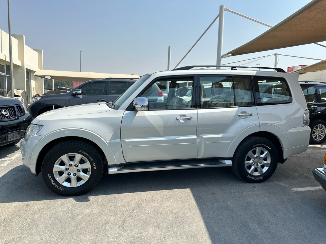 Mitsubishi Pajero - Image 3