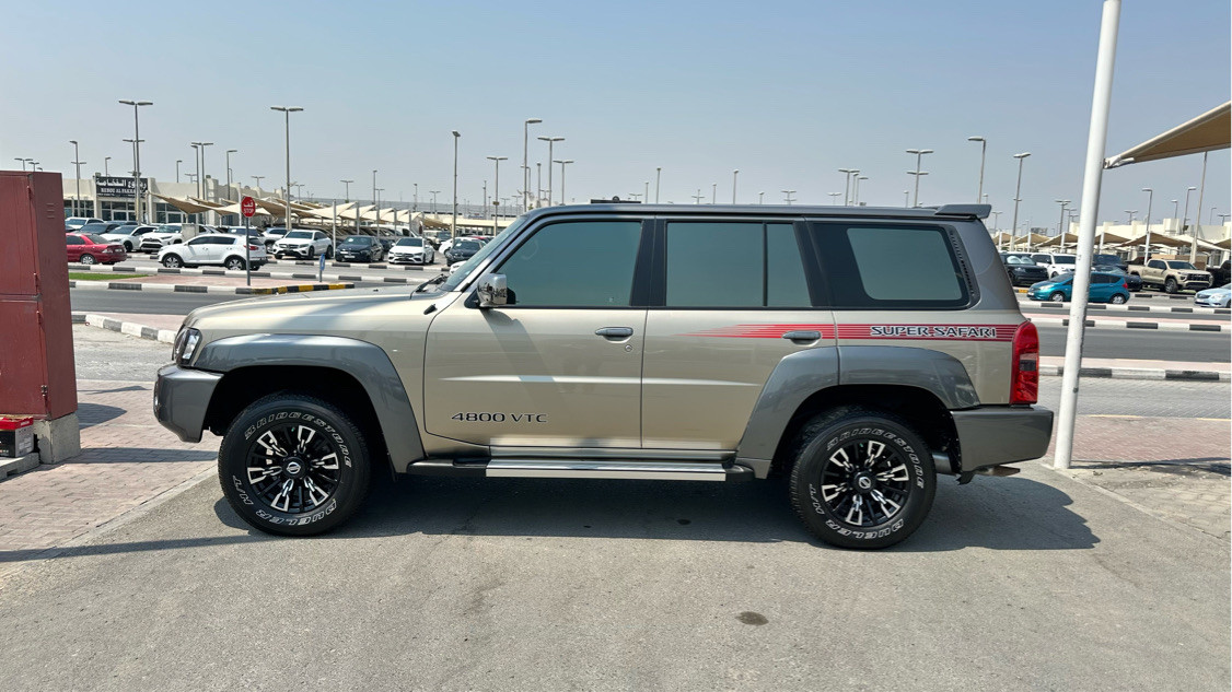 Nissan Super safari - Image 8