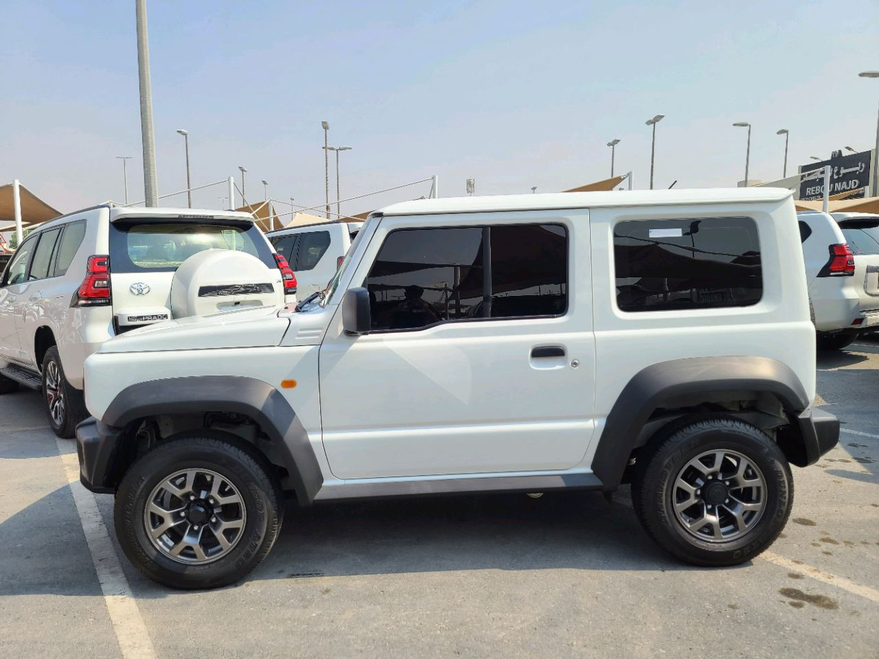 Suzuki Jimny - Image 8