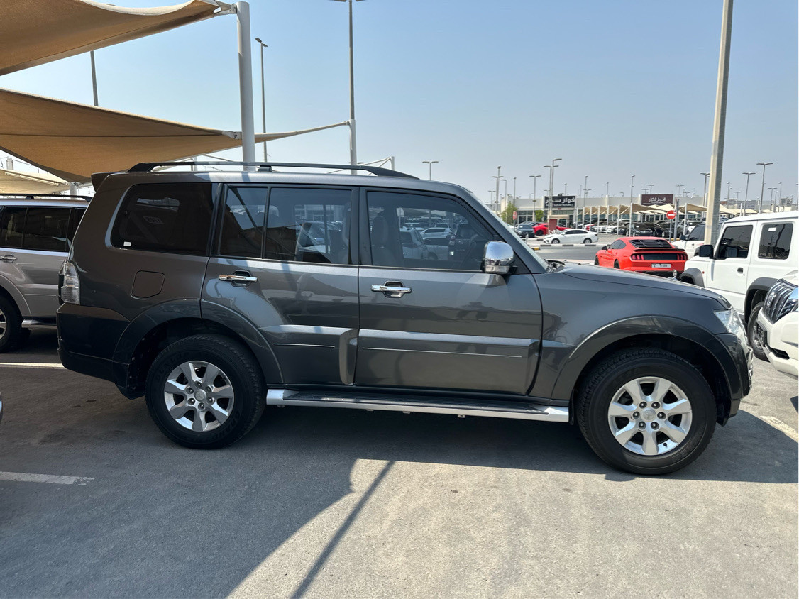 Mitsubishi Pajero - Image 3