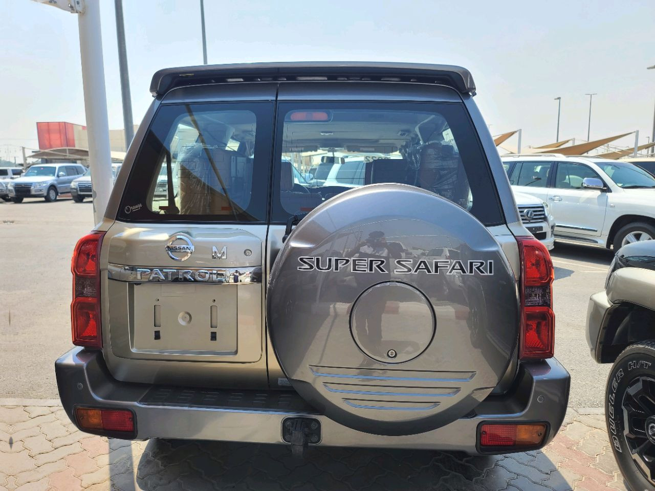 Nissan Super safari - Image 3