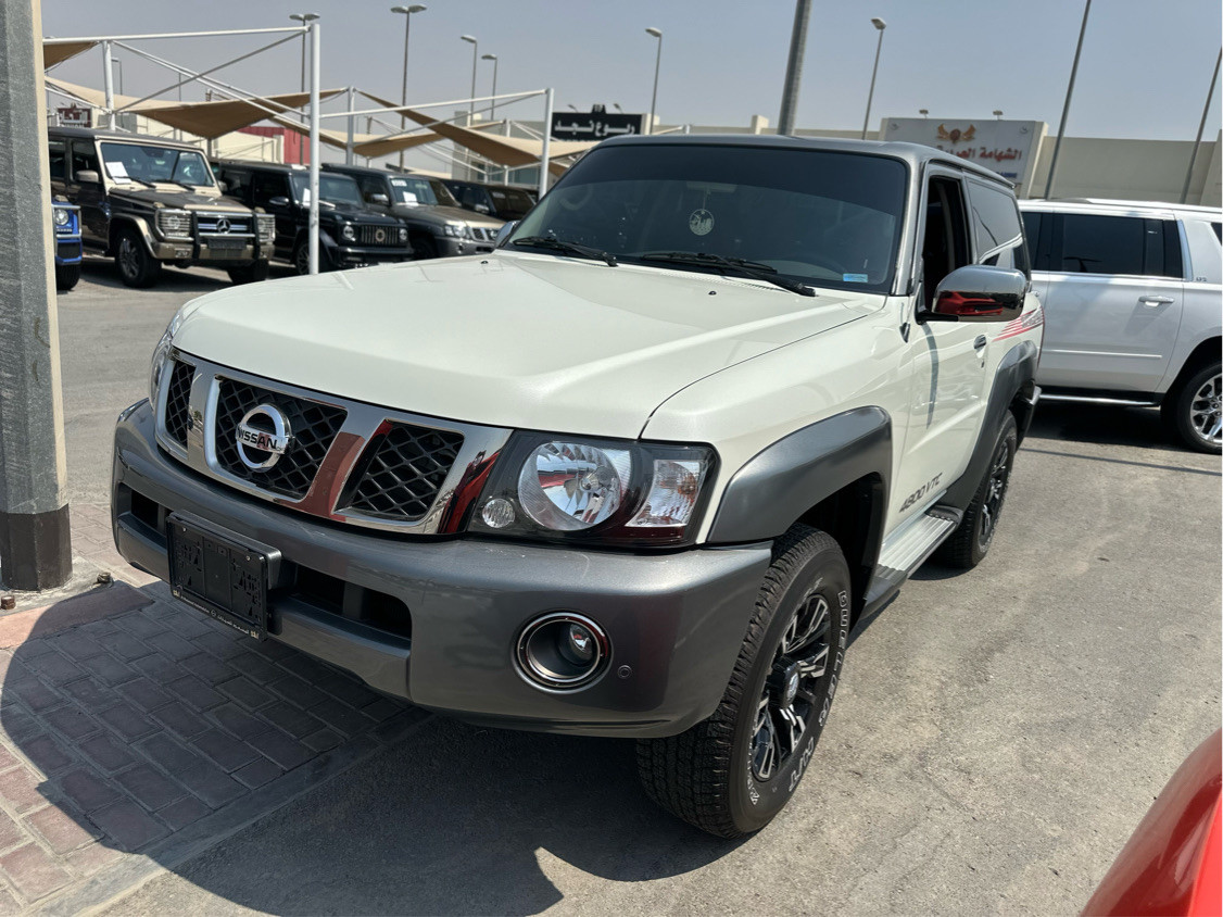 Nissan Super safari - Image 2