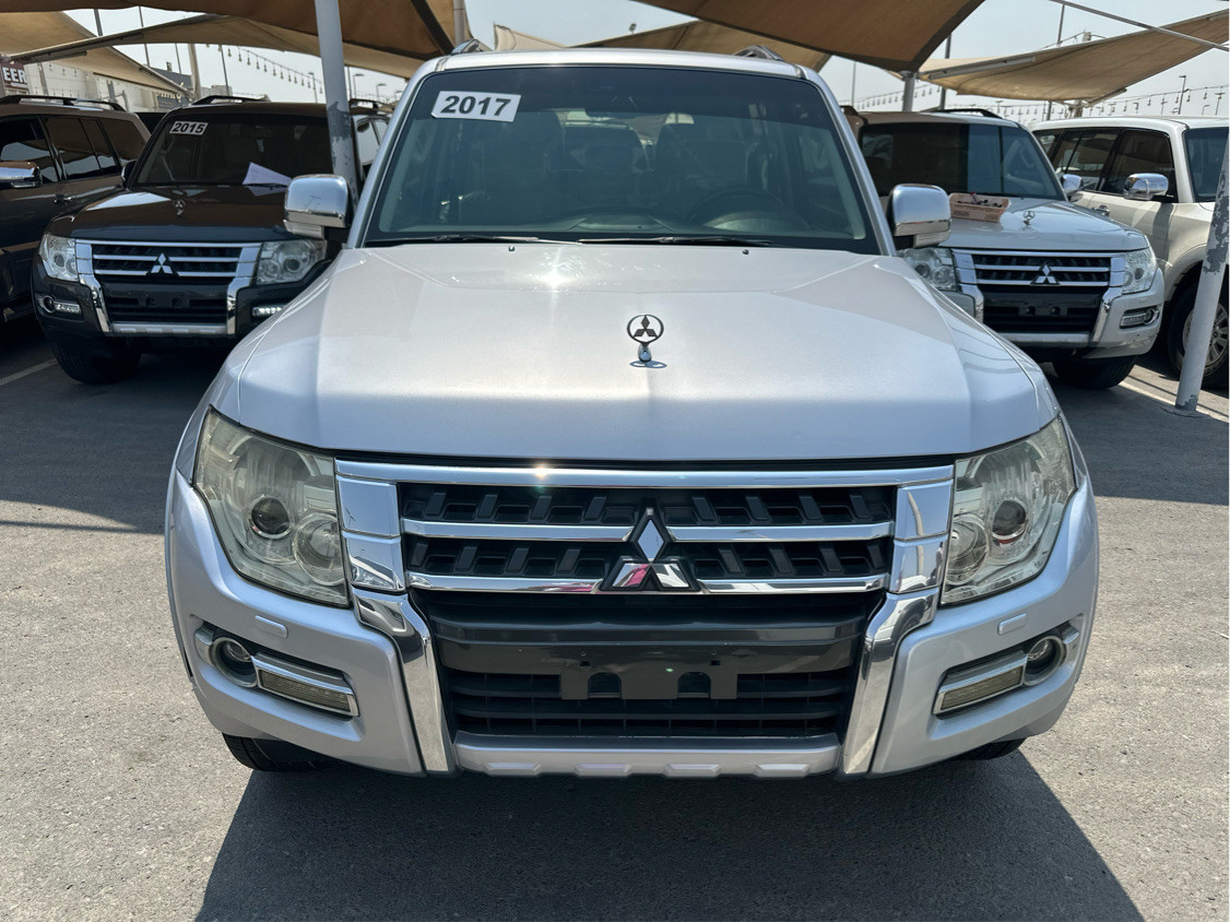 Mitsubishi Pajero - Image 5