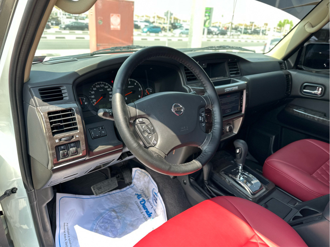 Nissan Super safari - Image 4