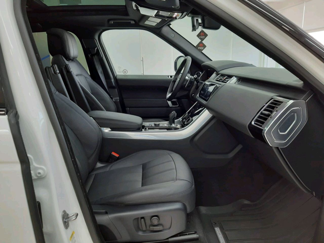 Range Rover Sport - Image 4
