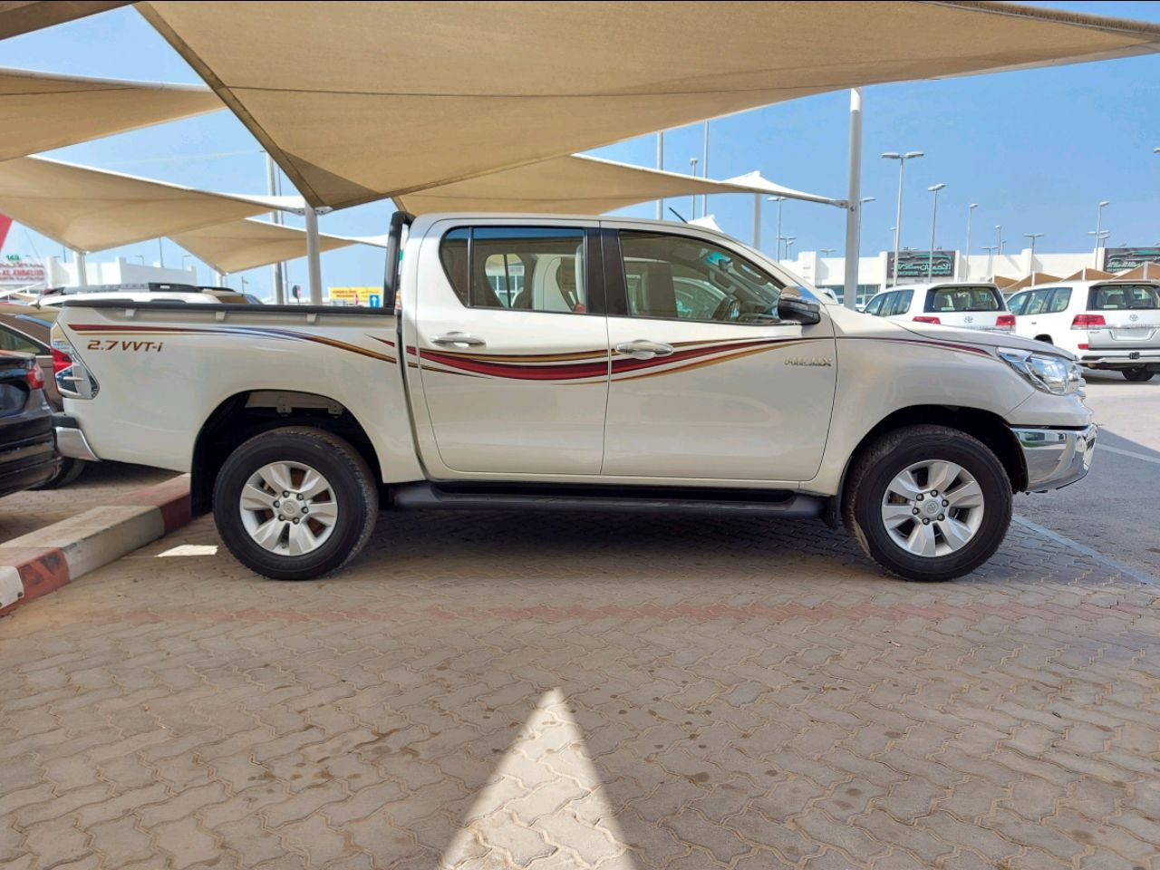 Toyota Hilux - Image 2