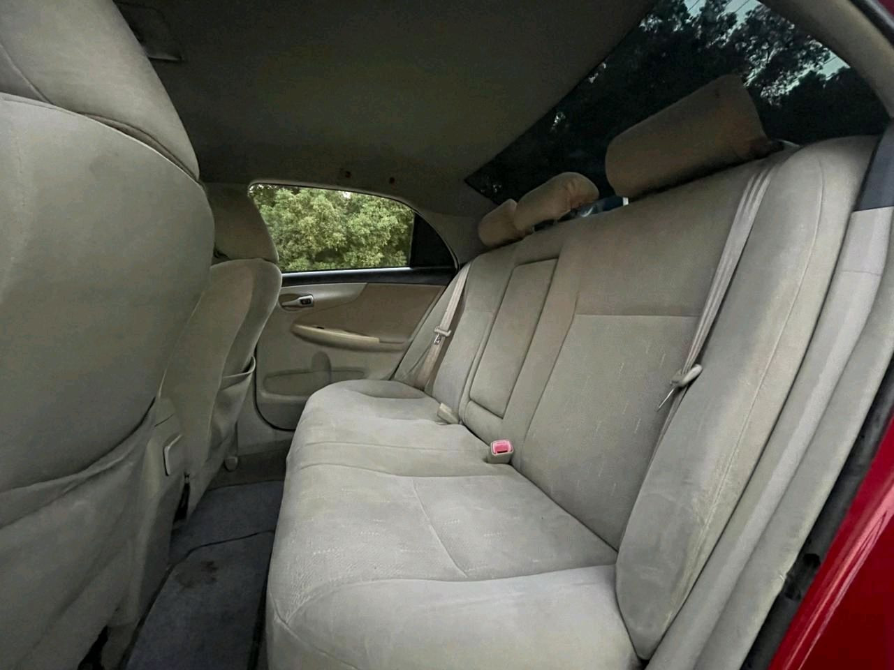 Toyota Corolla - Image 6