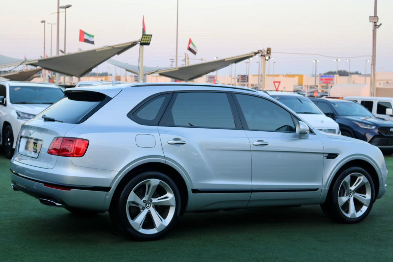 Bentley Bentayga - Image 6