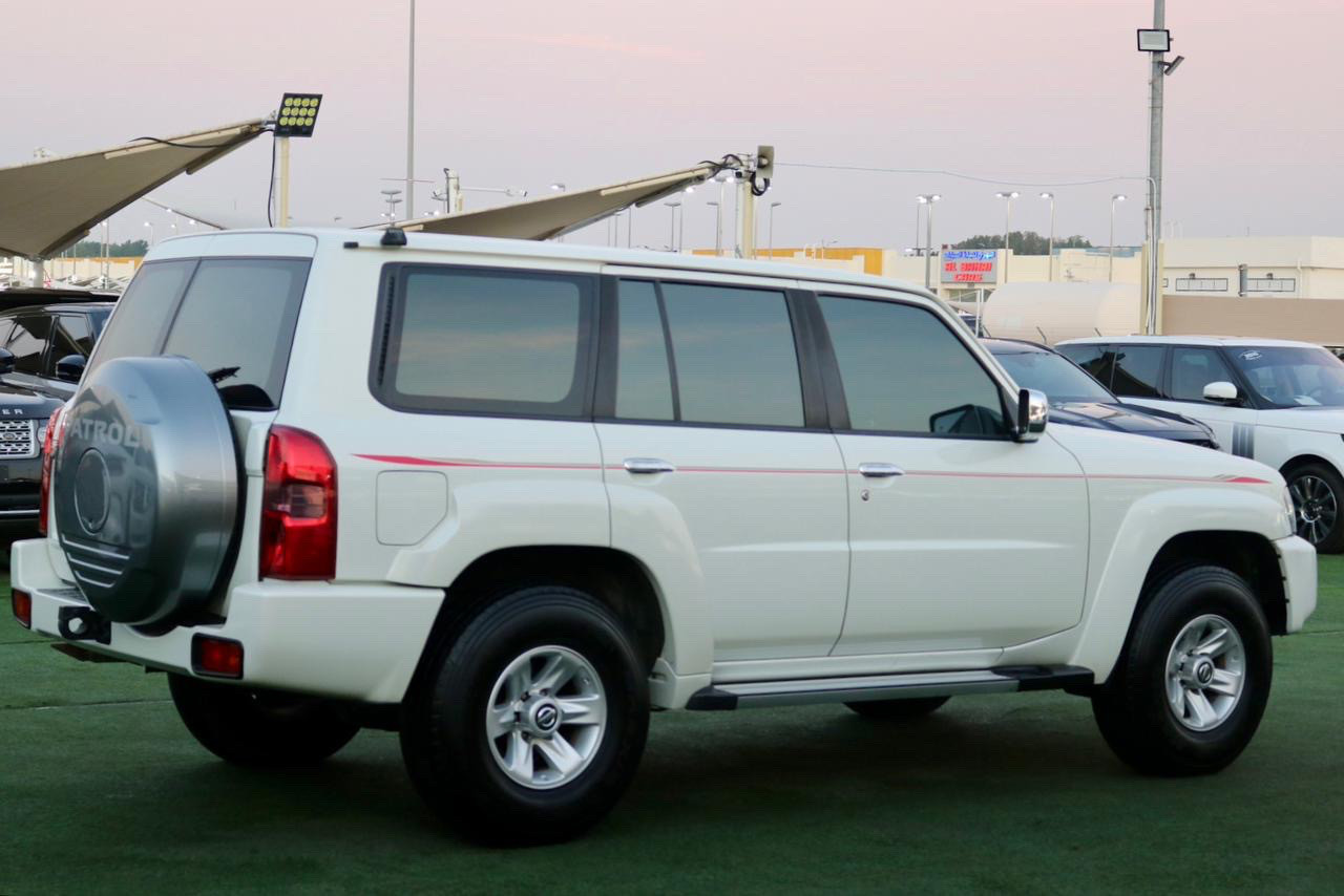 Nissan Safari - Image 7