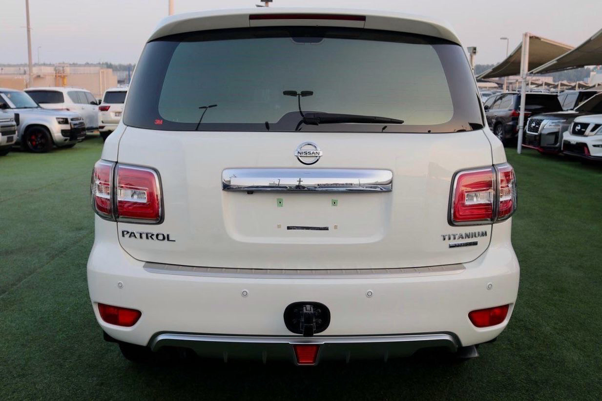 Nissan Patrol - Image 12