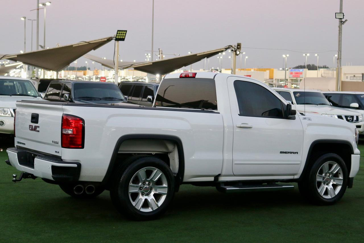 GMC Sierra - Image 6