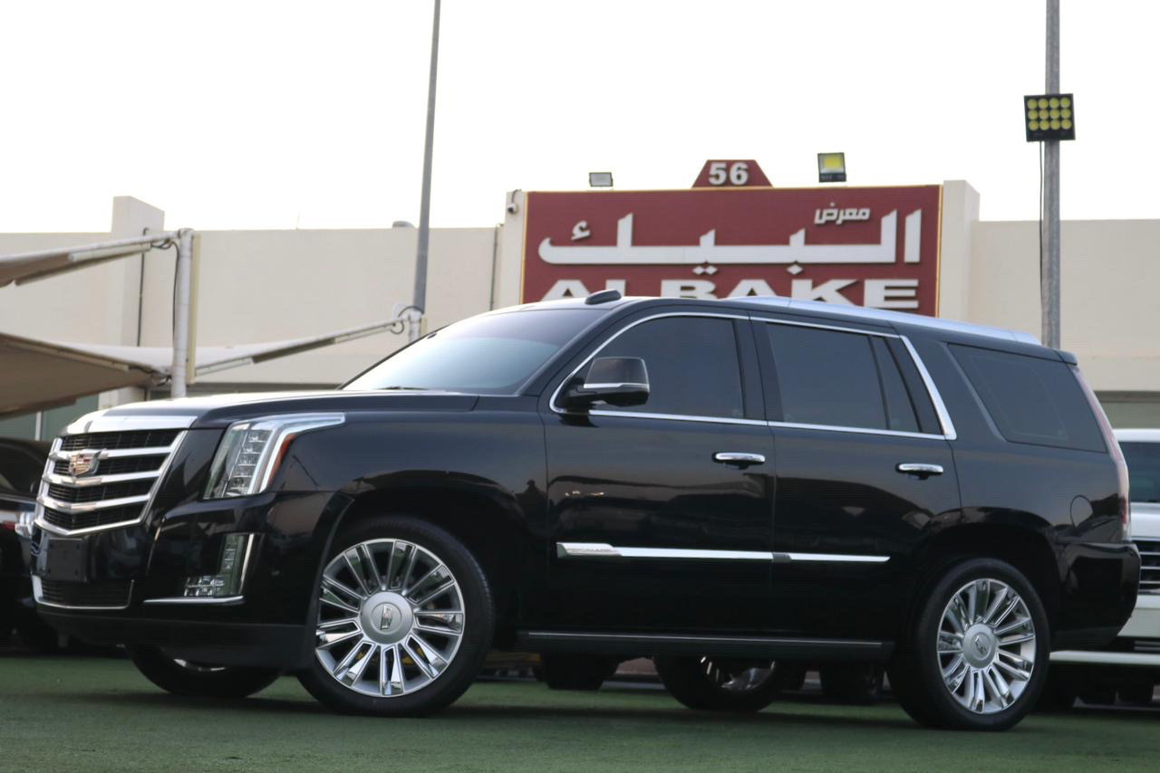 Cadillac Escalade - Image 2