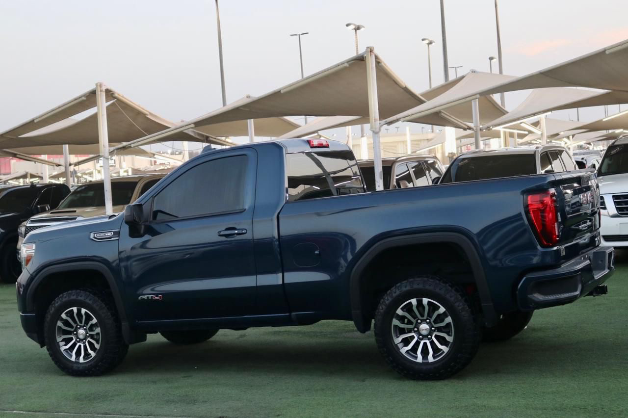 GMC Sierra - Image 6