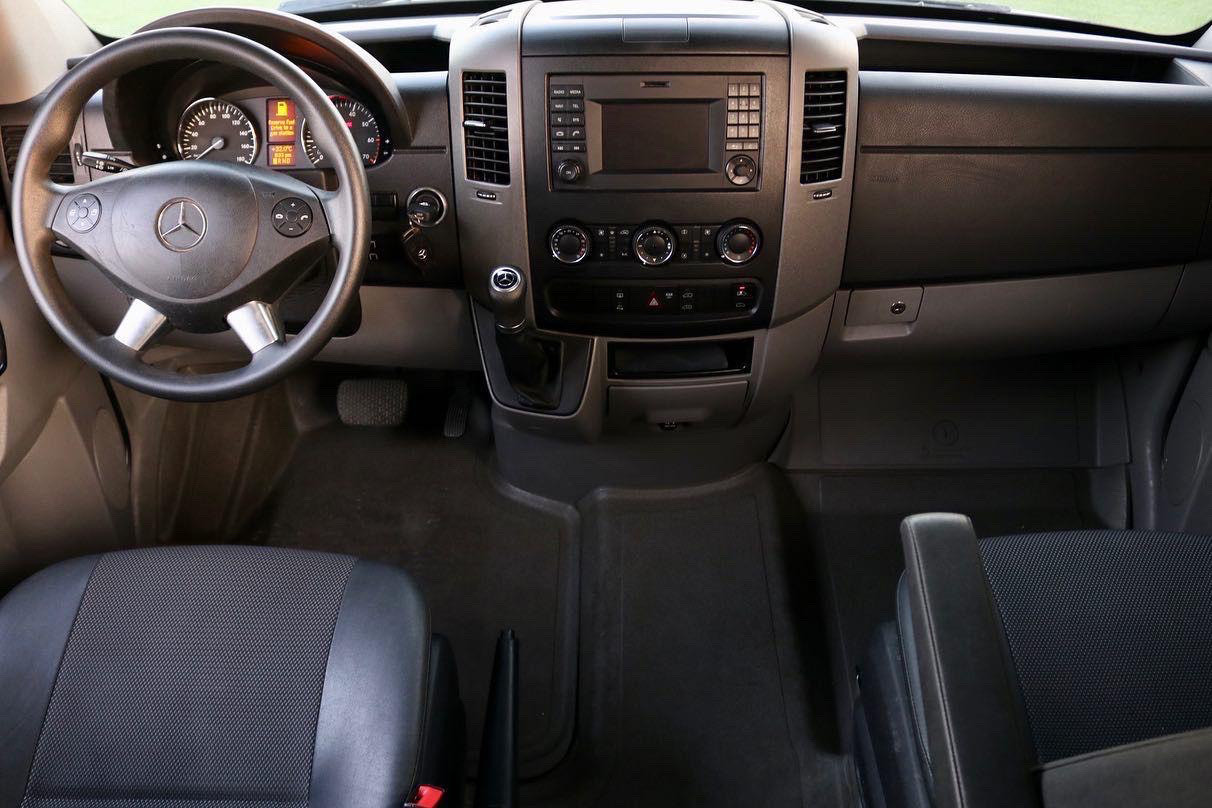Mercedes Benz Sprinter - Image 8