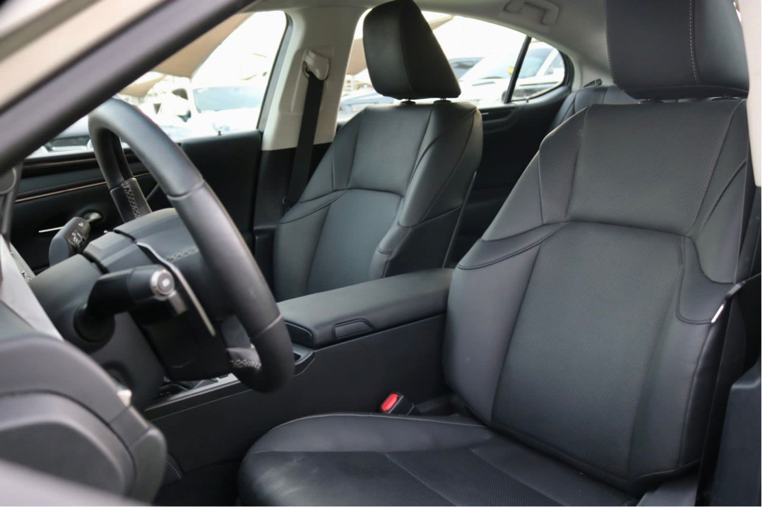 Lexus ES-Series - Image 9