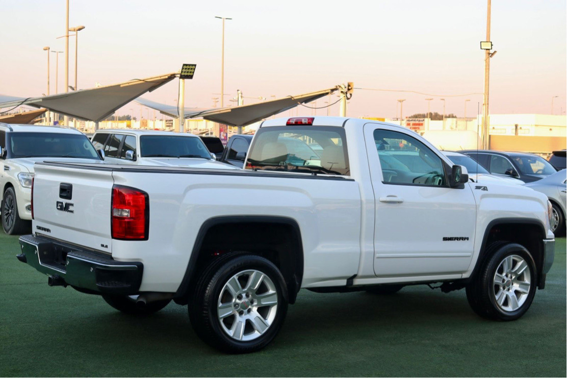 GMC Sierra - Image 6