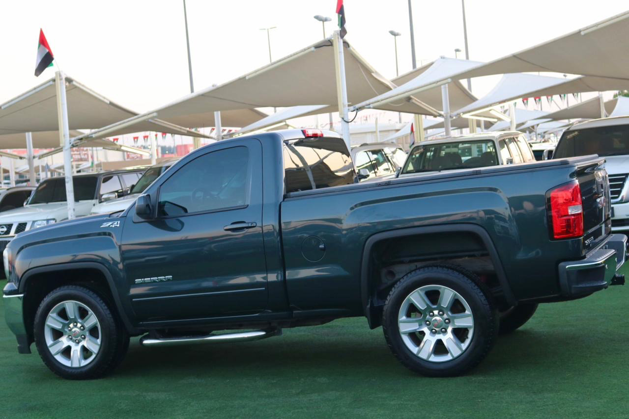 GMC Sierra - Image 4