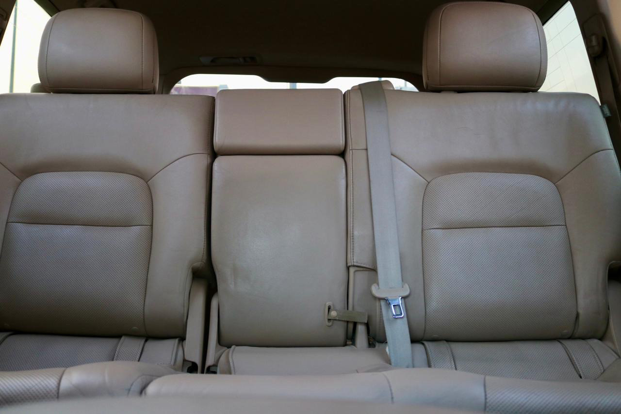 Toyota Land Cruiser - Image 13