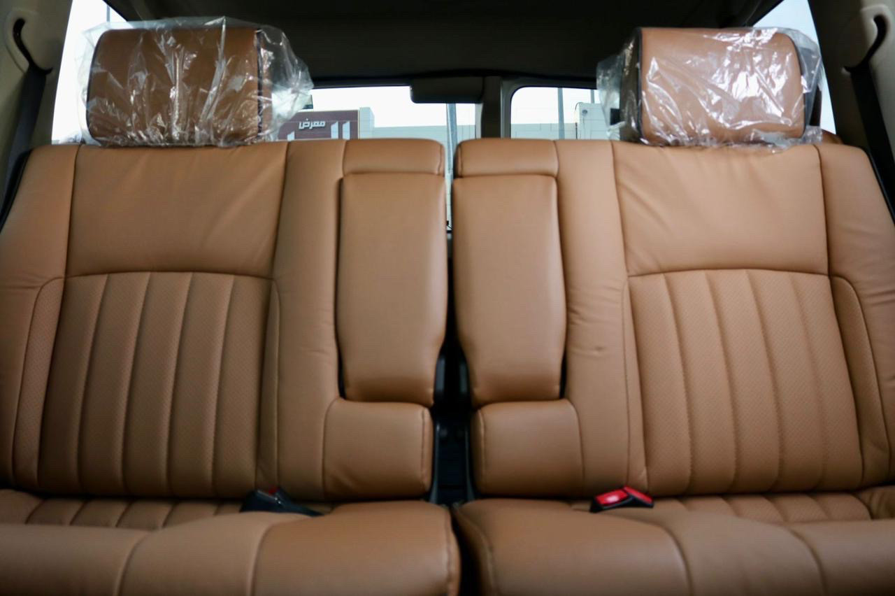 Nissan Super safari - Image 11
