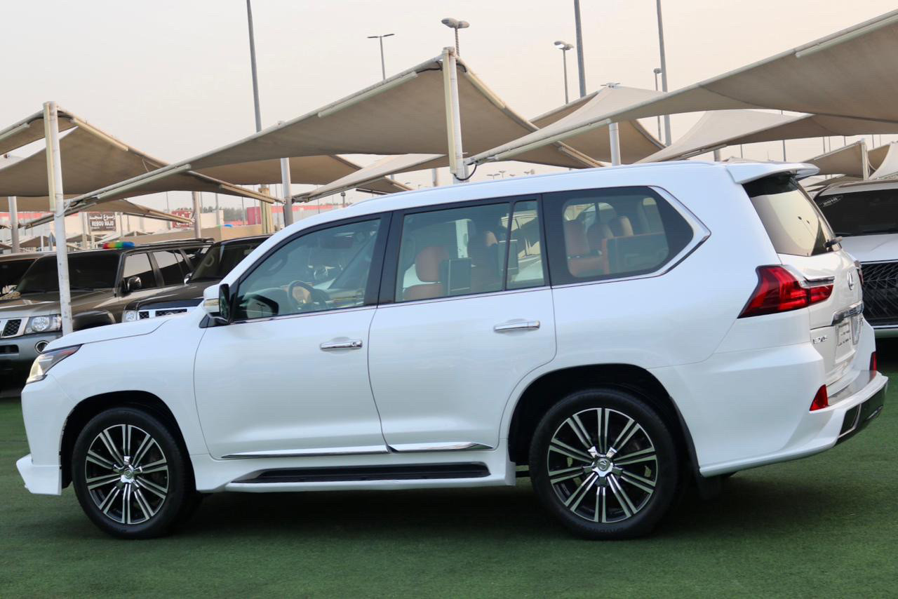 Lexus LX-Series - Image 4