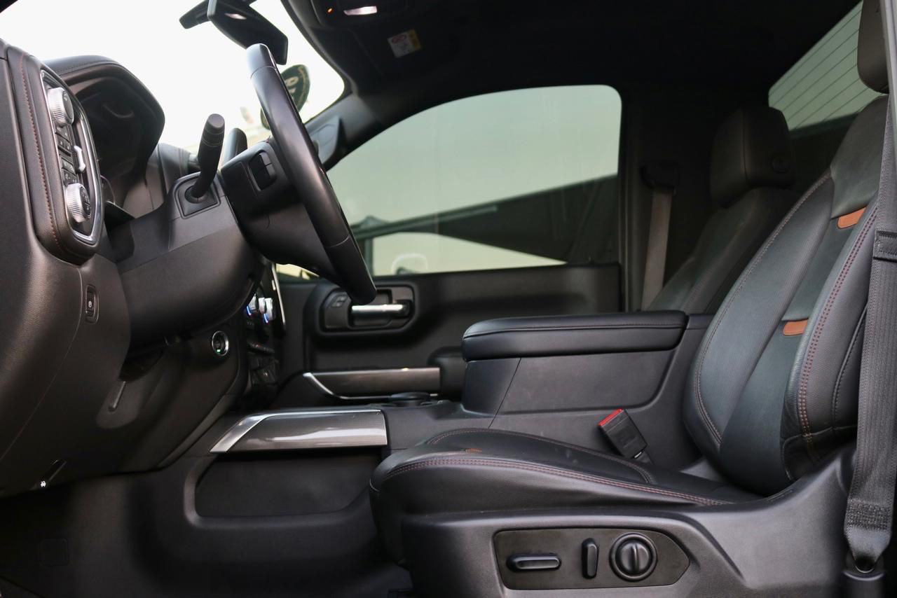 GMC Sierra - Image 11