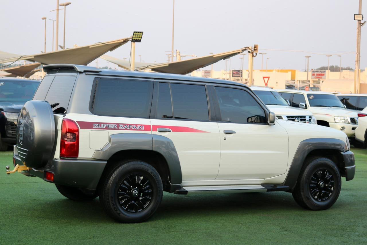 Nissan Super safari - Image 5