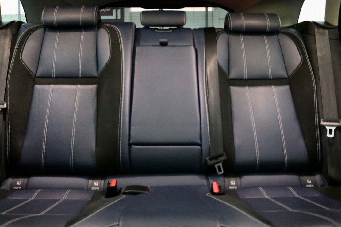 Range Rover VELAR - Image 11