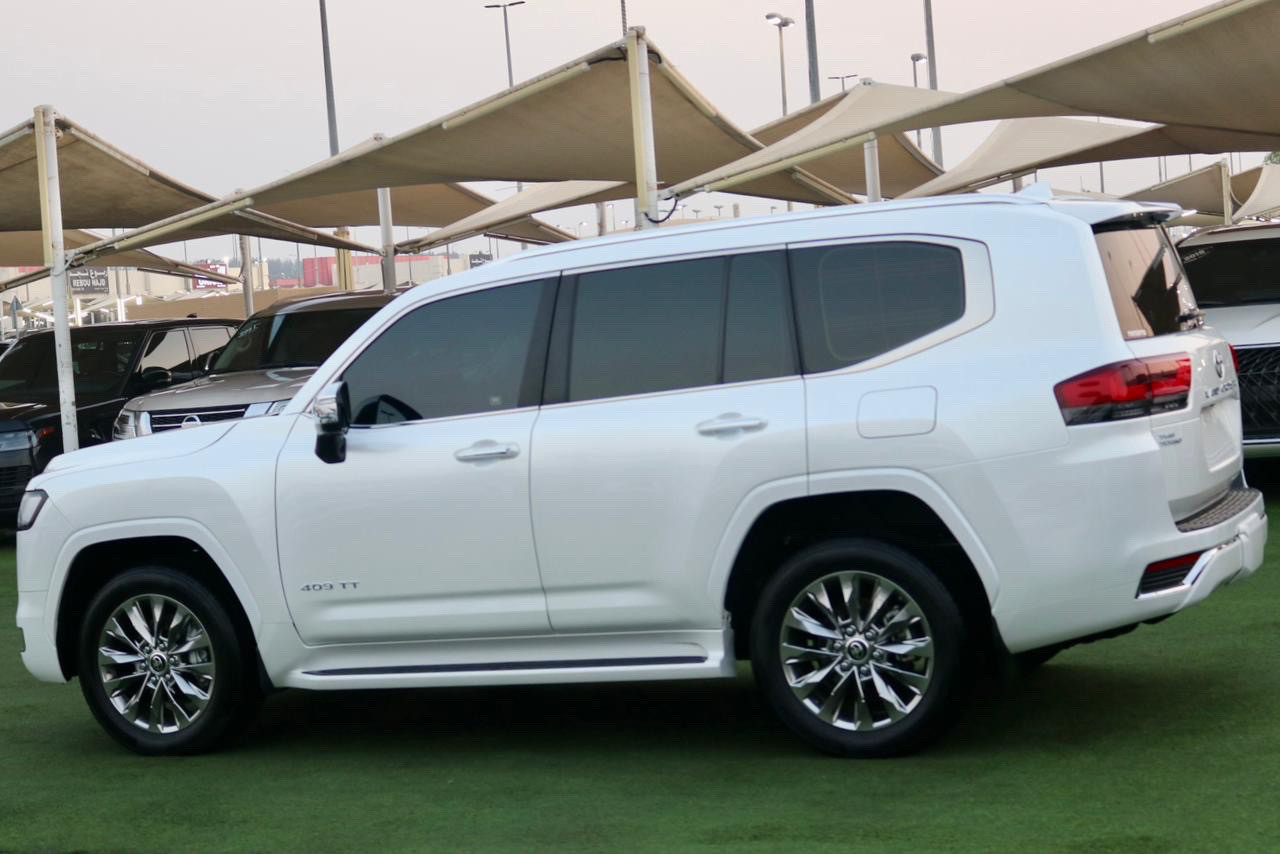 Toyota Land Cruiser - Image 5