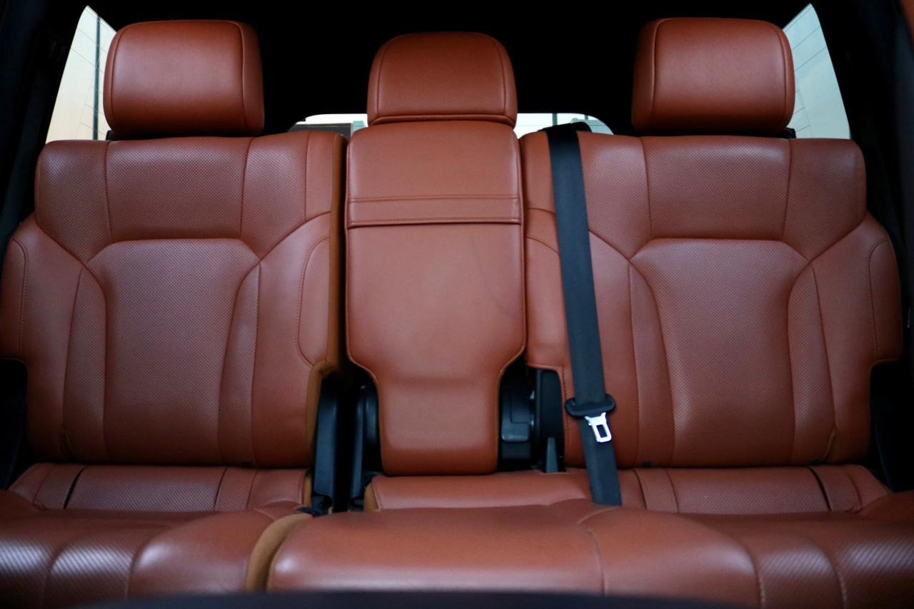 Lexus LX-Series - Image 11