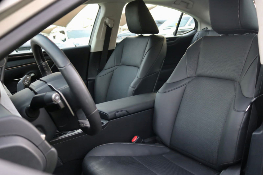 Lexus ES-Series - Image 4