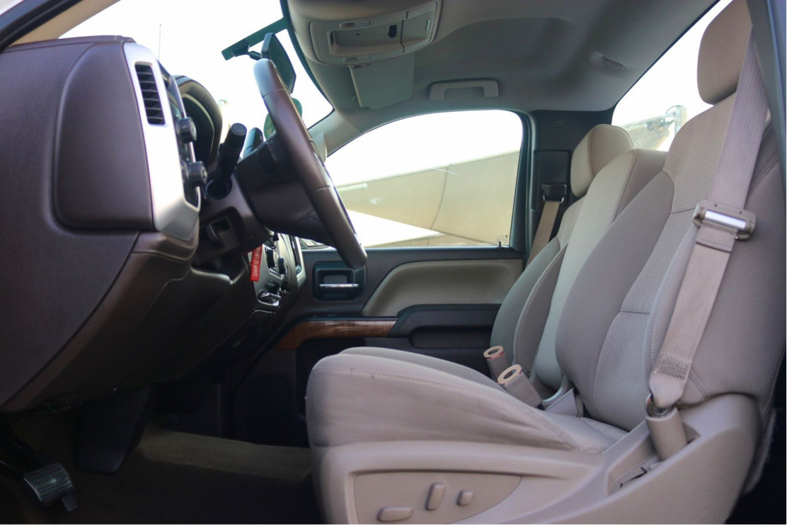 GMC Sierra - Image 11