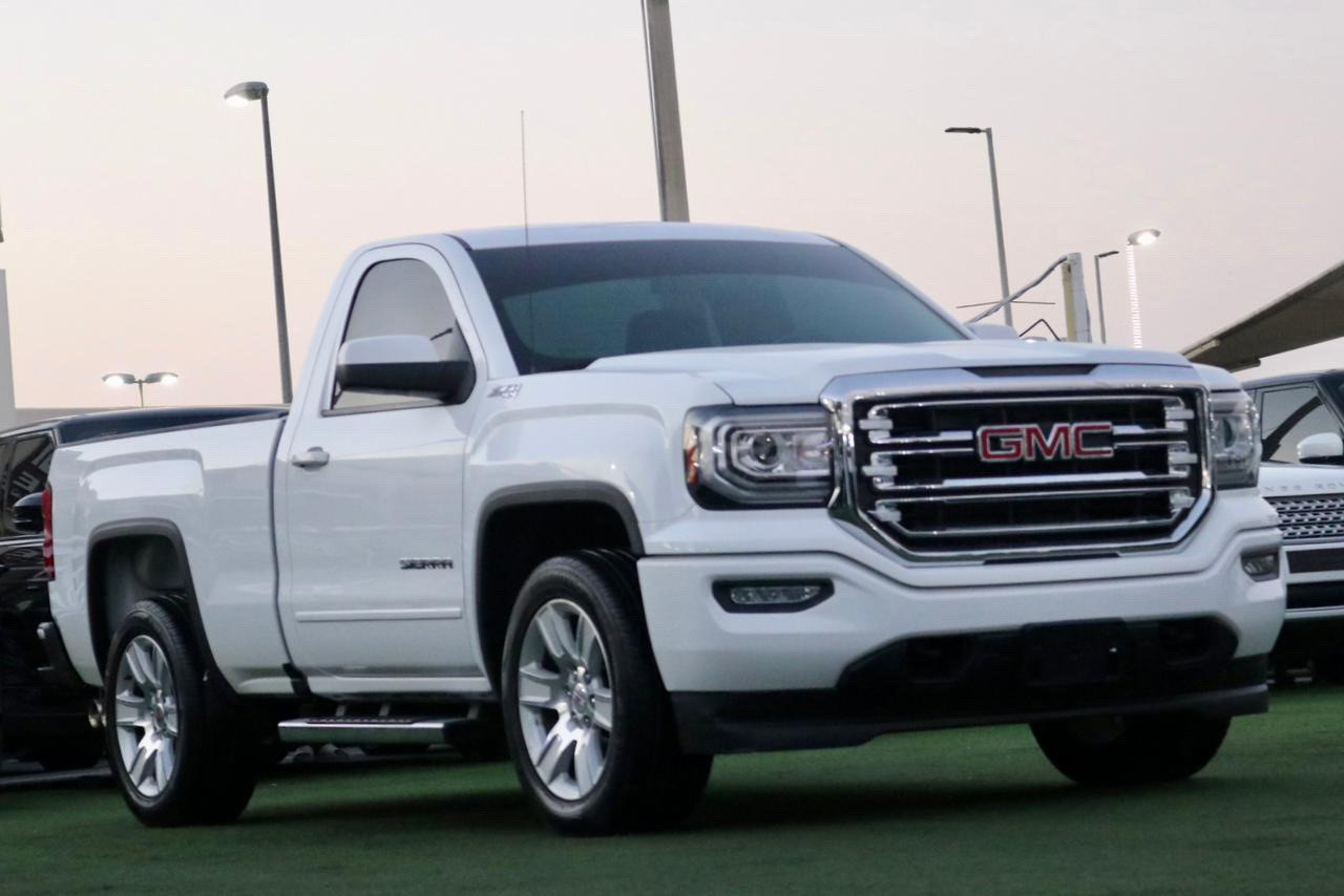 GMC Sierra - Image 2