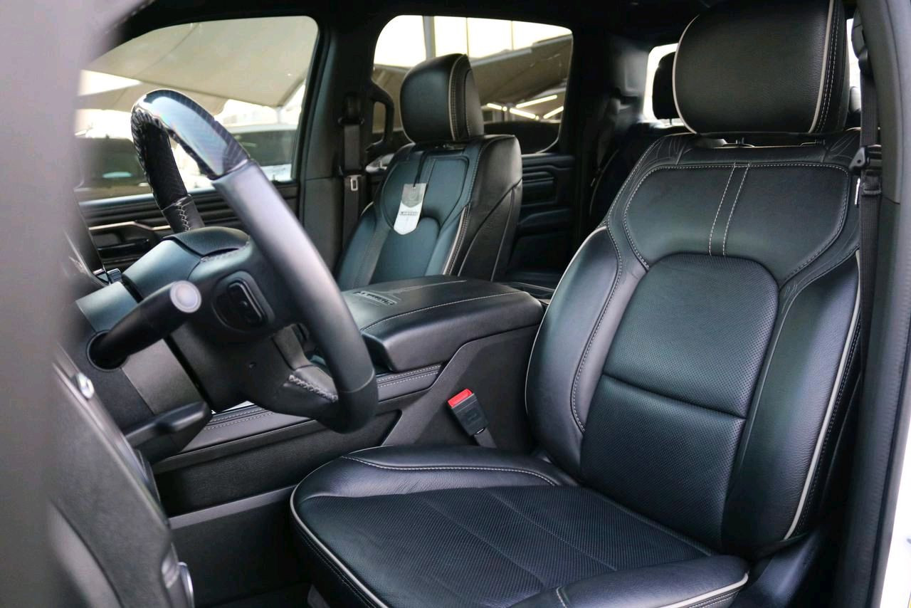 Dodge Ram - Image 8