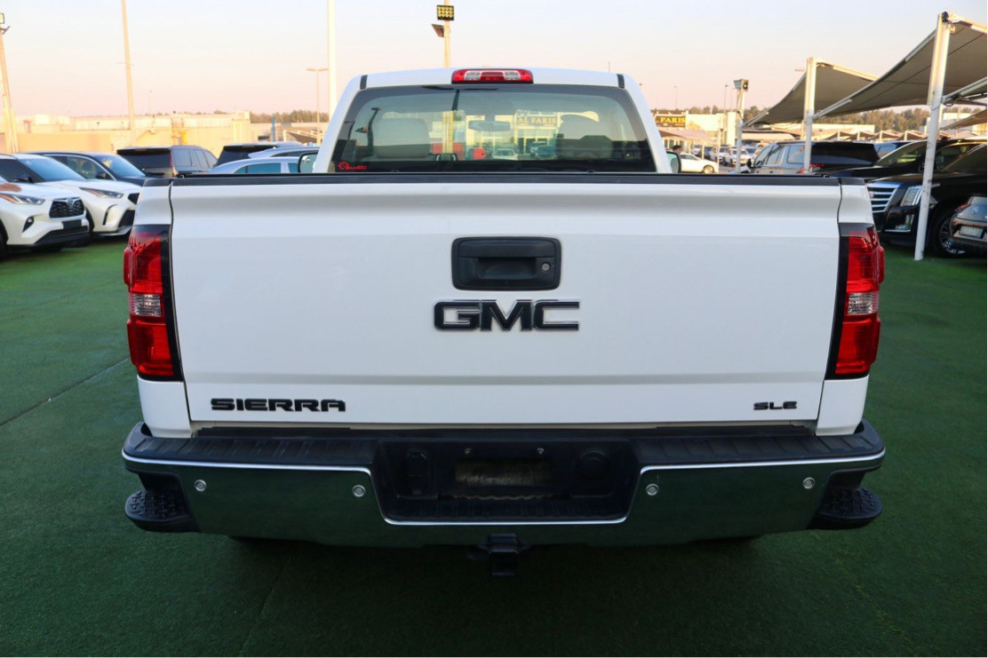 GMC Sierra - Image 8