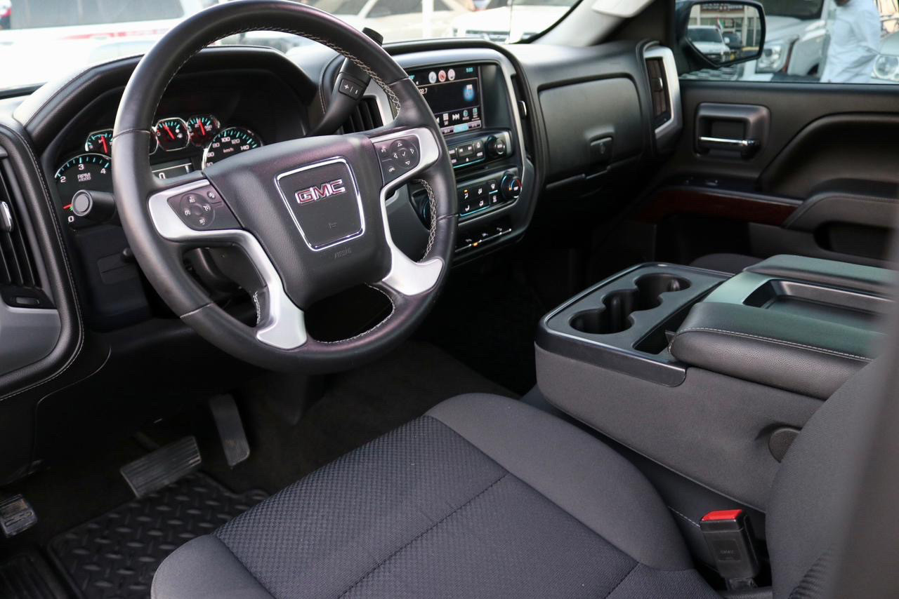GMC Sierra - Image 9